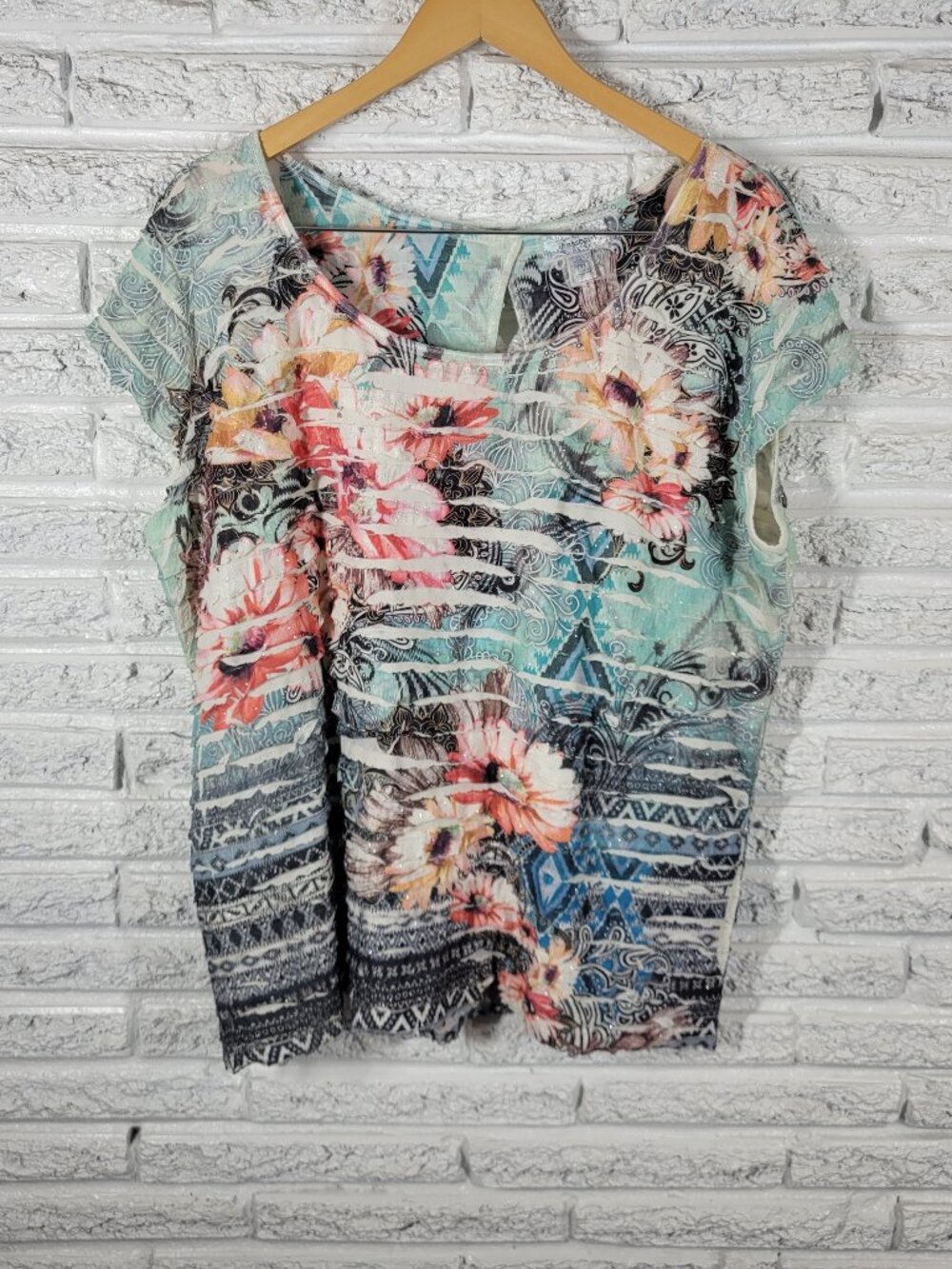Dressbarn Top 2X Plus Blouse Floral Tiered Layered Glitter Keyhole Back FLO197XE